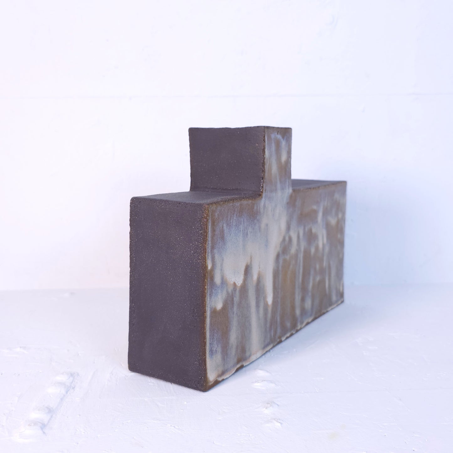 RUSTY VASE